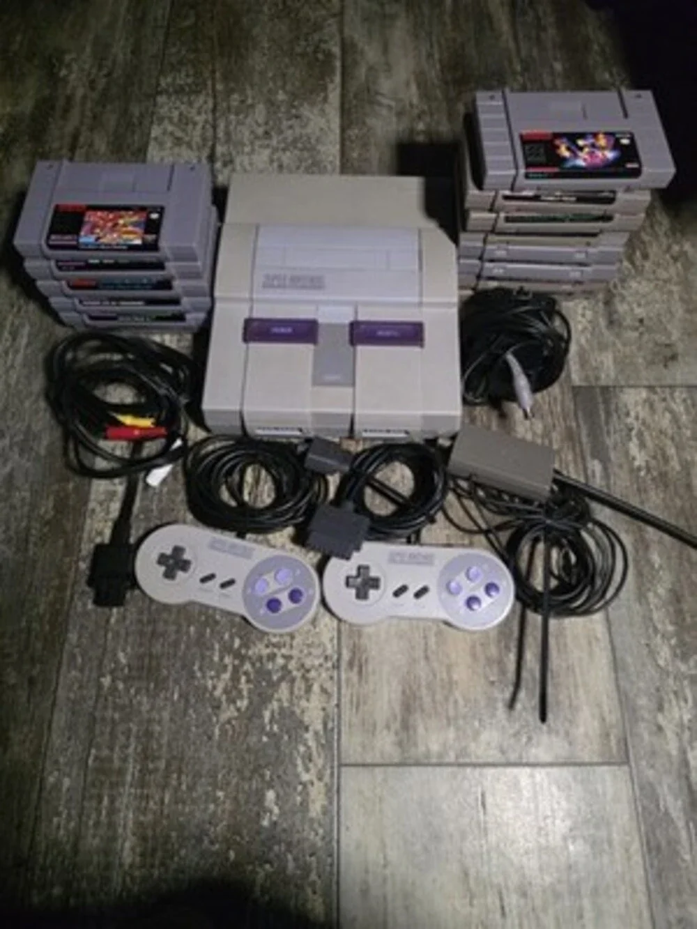 SNES Nintendo Console Bundle w/ 14 Games, Controllers, -tested